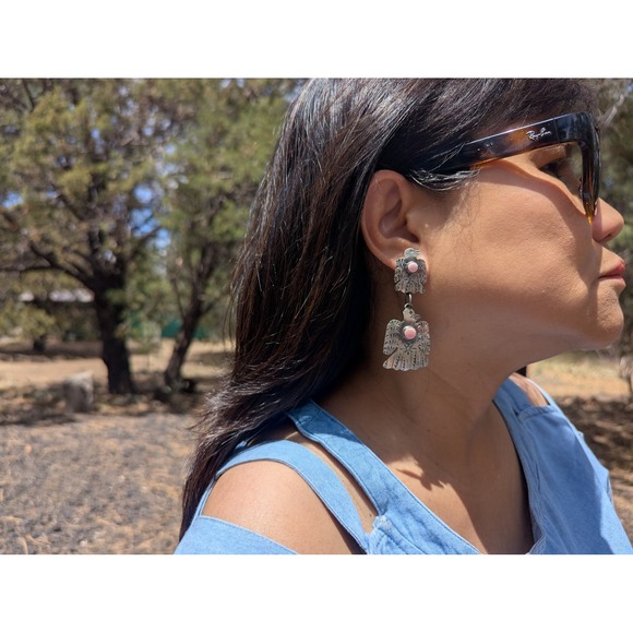 Handmade Navajo Sterling Silver Signed Earrings Thunderbird w Pink Conch Shell * - Picture 11 of 12